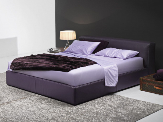 Итальянская кровать Square Leather_0